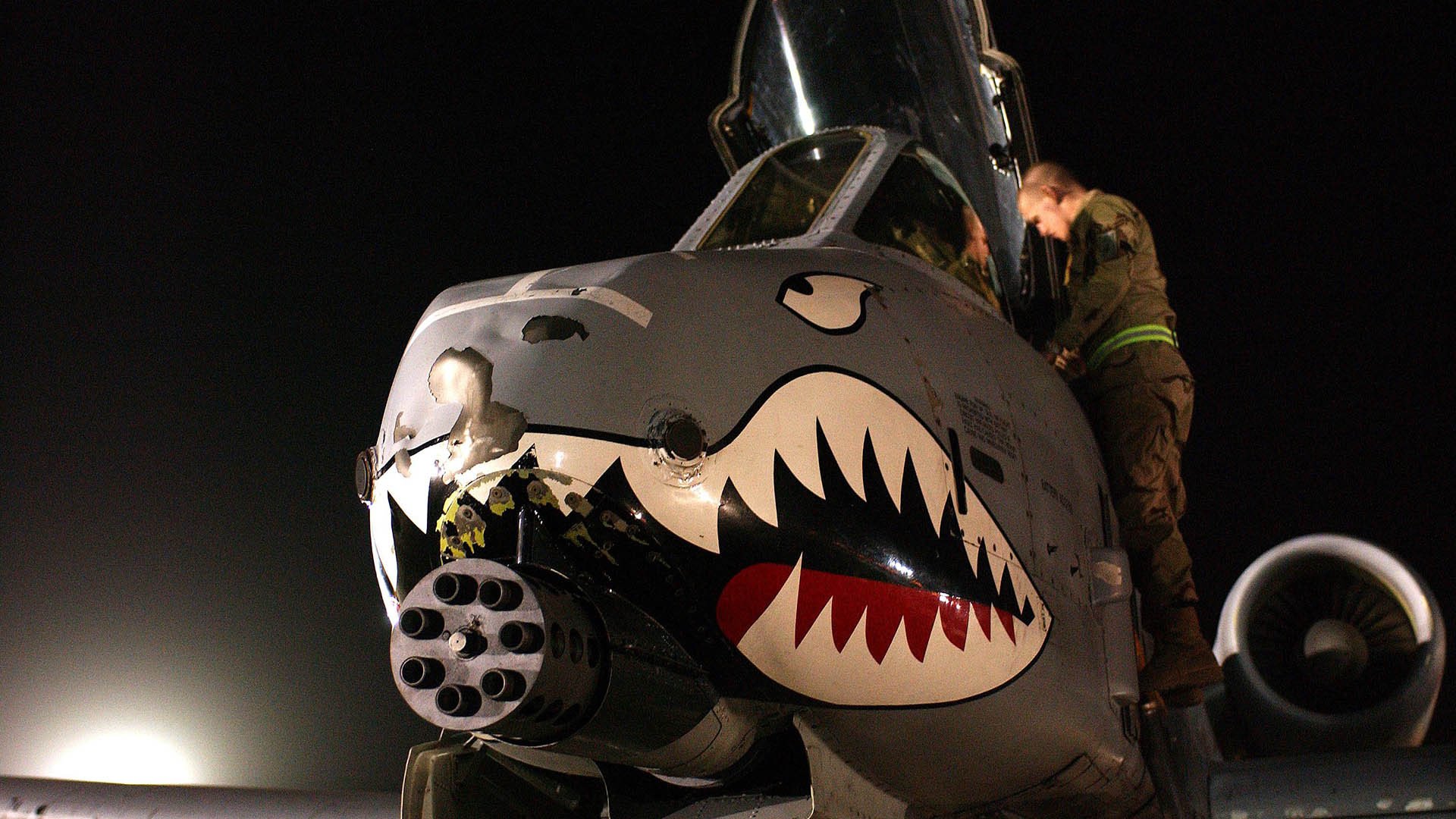 女子网球公开赛精彩纷呈，国手表现亮眼，女子网球比赛