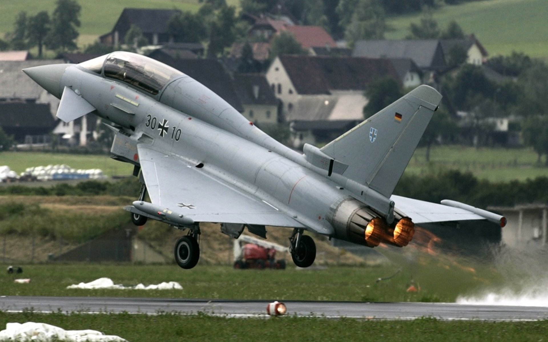 中国足球绿色场馆名片再升级,走在行业前列,绿色的足球队